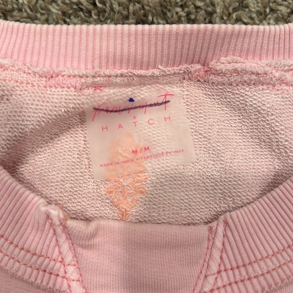 Free People FP Movement Hatch Intercept Crewneck Pullover Pink Medium - Picture 7 of 9